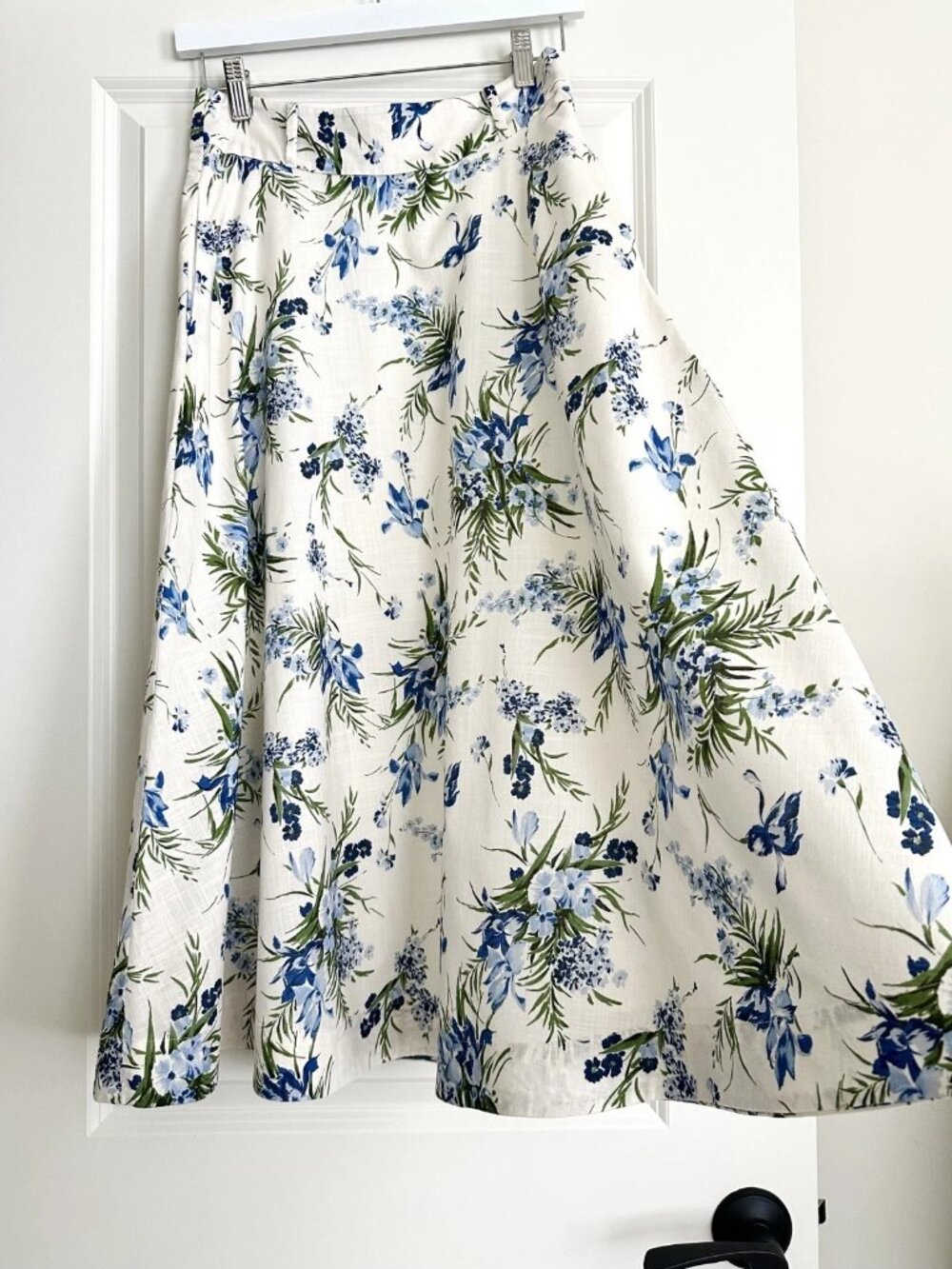 VERONICA BEARD Arwen White Blue Floral Cotton Midi Skirt Size 2 - Picture 4 of 9